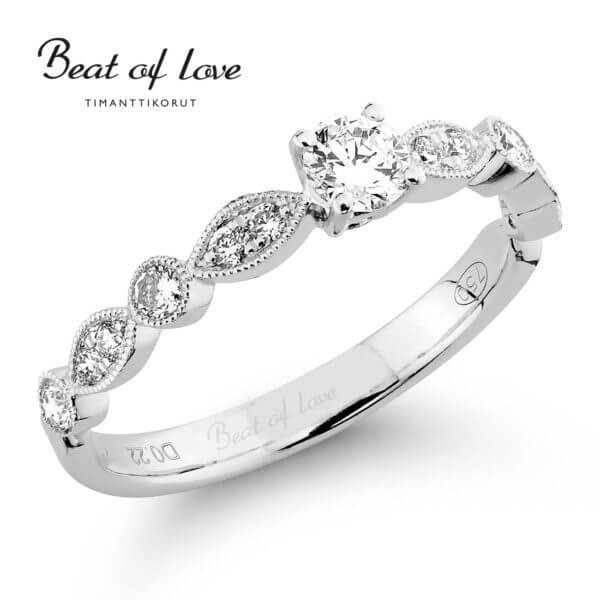 Beat of Love timanttisormus Vintage