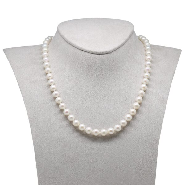 Valkoinen helminauha hopealukolla 3A 7-7,5mm