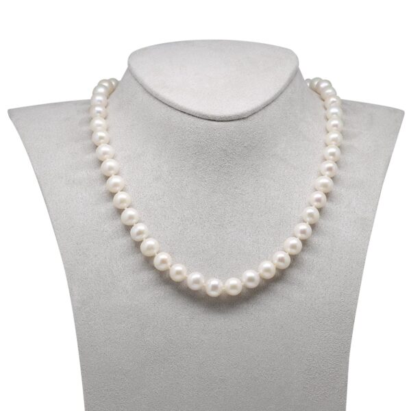 Kaunis valkoinen 8-8½mm helminauha hopealukolla erinomainen AAA-luokka